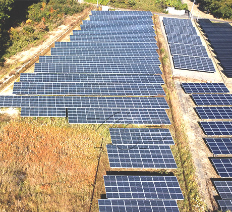 Sistema di montaggio a terra solare da 1,2 MW in Giappone